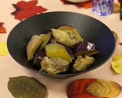 さつまいもと鶏肉の煮物