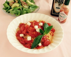 フレッシュトマトとチーズのスパゲティ